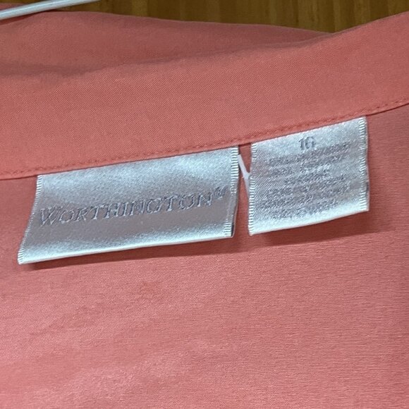 16 Worthington Cropped coordinated pant set. - Picture 7 of 7